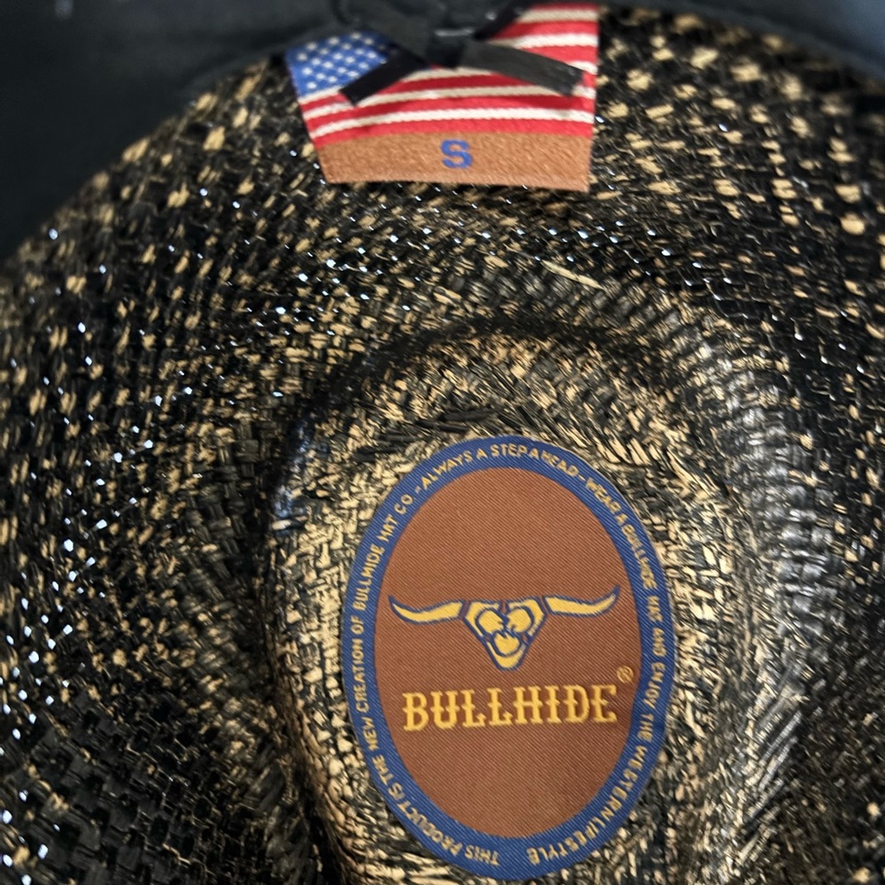 Brown Woven Cowboy Hat with Decorative Band. Bullnose brand made in USA - Picture 4 of 9